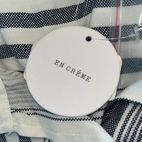 En Creme SHORT SLEEVE STRIPED BUTTON DOWN TOP size Large - Picture 9 of 11